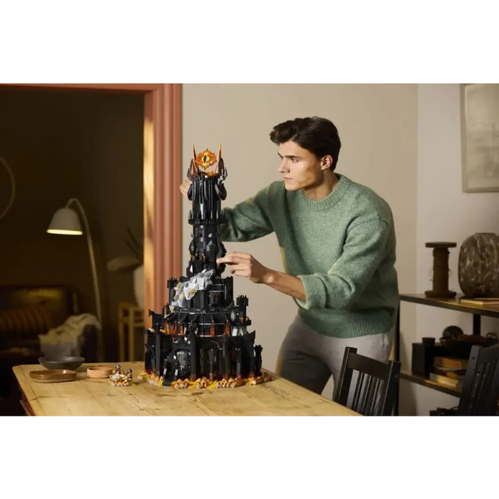 LEGO ICONS 10333 Властелинът на пръстените: Барад-дур