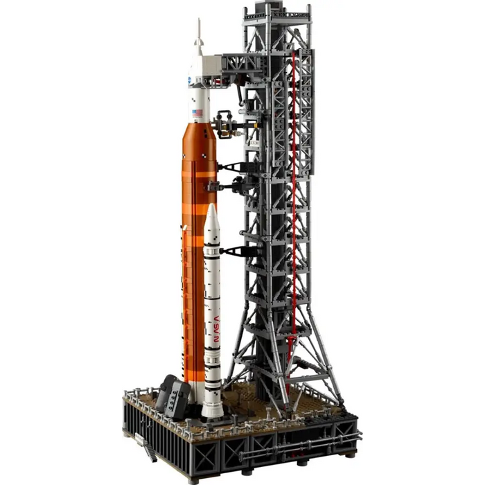 LEGO ICONS 10341 Космическата система за изстрелване
