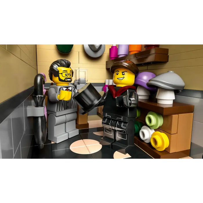 LEGO ICONS 10350 Tudor Corner