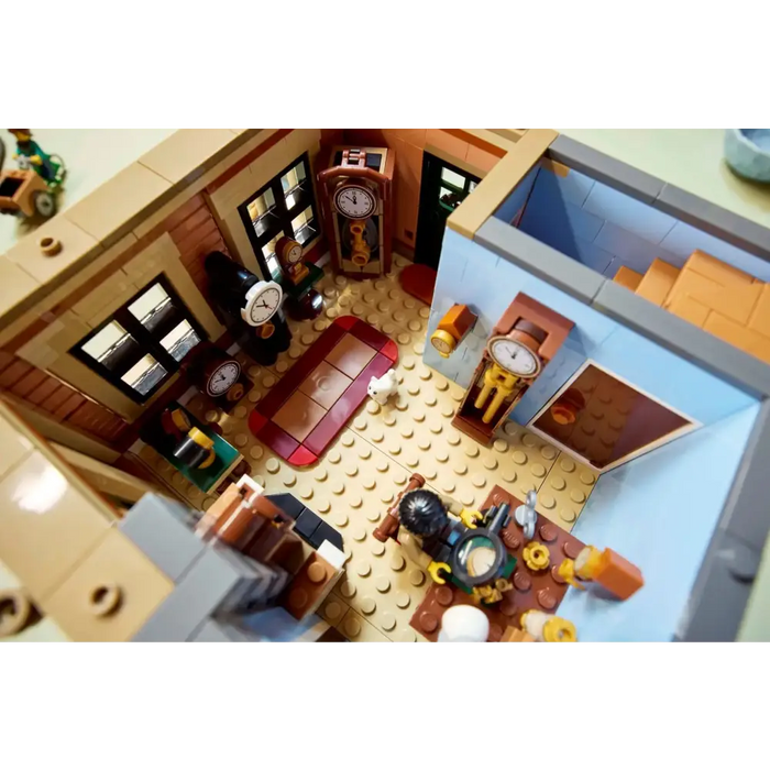 LEGO ICONS 10350 Tudor Corner