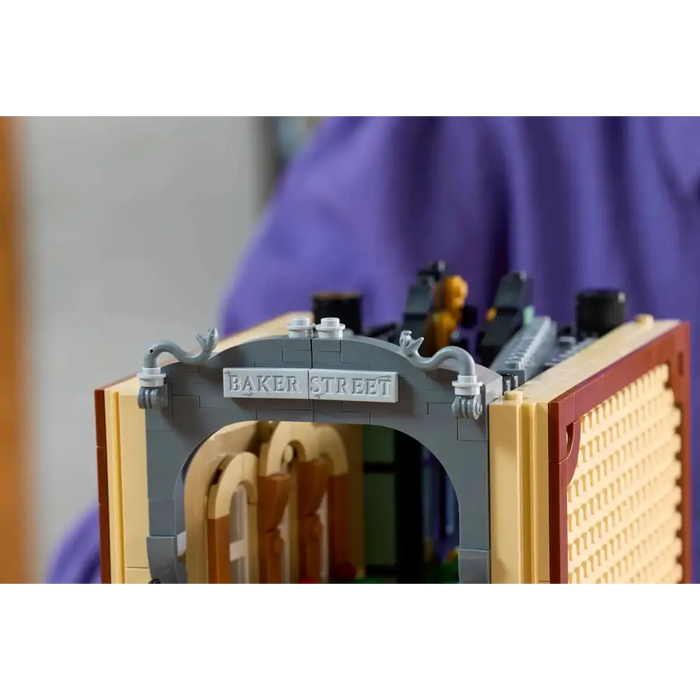 LEGO ICONS 10351 Шерлок Холмс: Кътче за книги