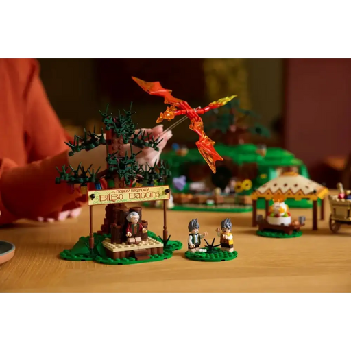 LEGO ICONS 10354 Властелинът на пръстените: Графство