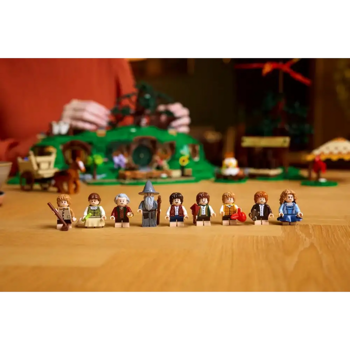 LEGO ICONS 10354 Властелинът на пръстените: Графство