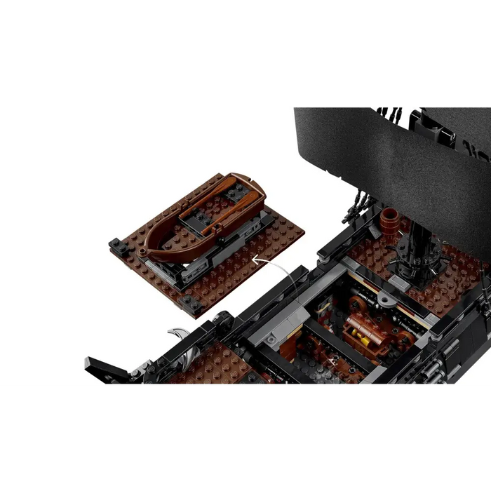 LEGO ICONS 10365 Пиратският кораб на капитан Джак Спароу