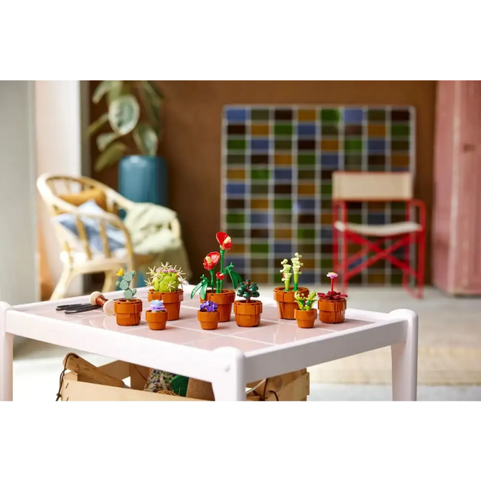 LEGO Icons - Tiny Plants - 10329