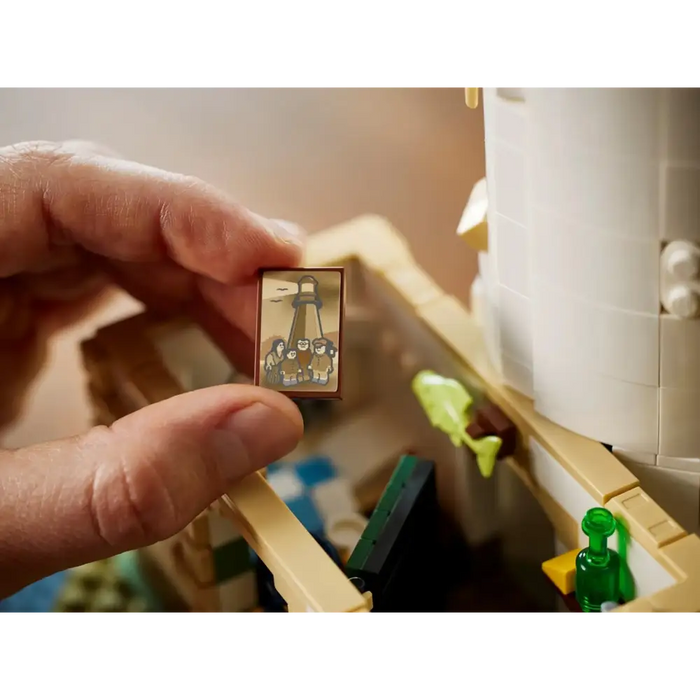 LEGO IDEAS 21335 МОТОРИЗИРАН ФАР