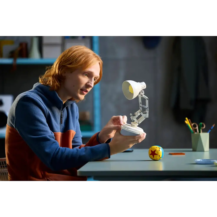 LEGO IDEAS 21357 Disney Pixar Luxo Jr.