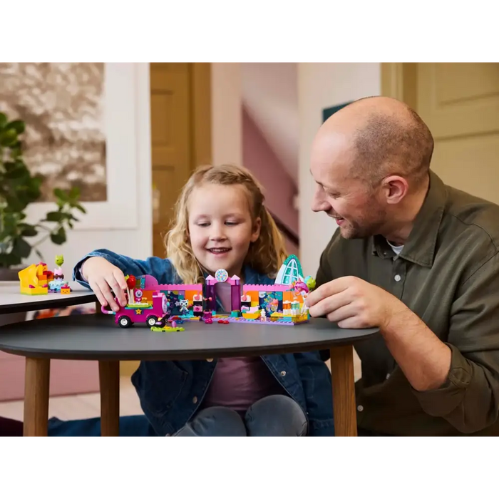 LEGO КЪЩАТА НА ГАБИ 10797 Парти стаята на Габи