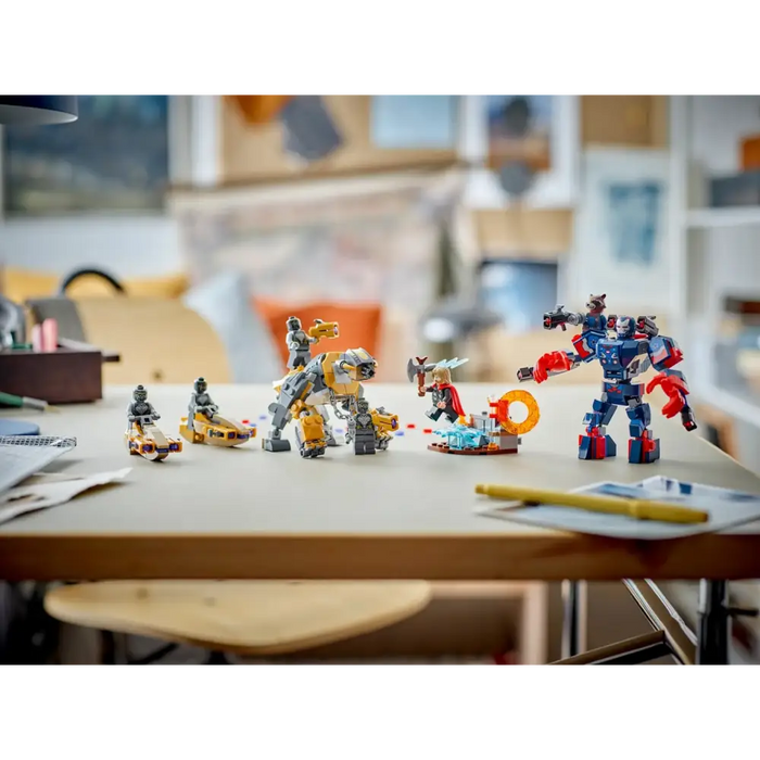 LEGO MARVEL 76322 Отмъстителите: Краят - Тор срещу Читаури