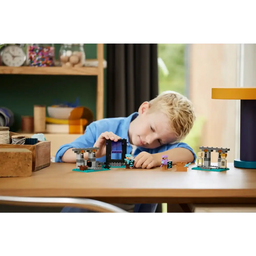 LEGO MINECRAFT 21252 THE ARMORY