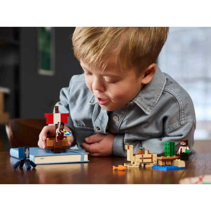 LEGO MINECRAFT 21259 Пътуването на пиратския кораб