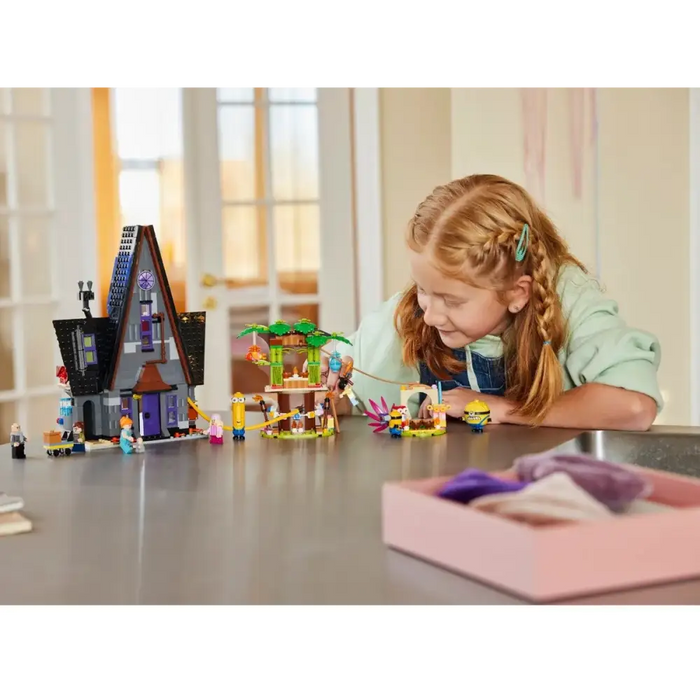 LEGO MINIONS 75583 Minions and Gru’s Family Mansion