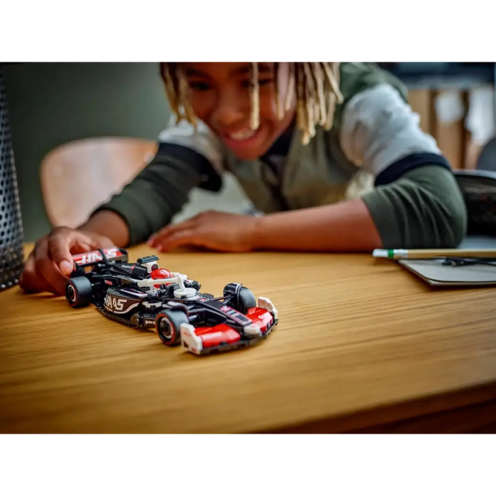 LEGO SPEED CHAMPIONS 77250 MoneyGram Haas F1 Team VF-24