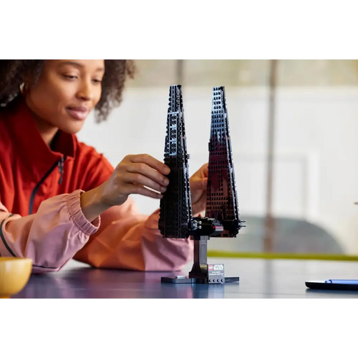 LEGO STAR WARS 75406 Командната совалка на Кайло Рен