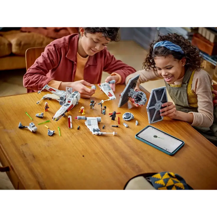 LEGO Star Wars - Mash Up TIE Fighter X-Wing 75393