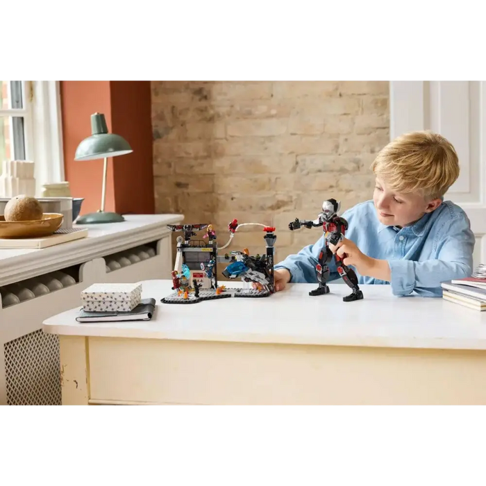 LEGO Super Heroes Marvel Captain America: Civil War action