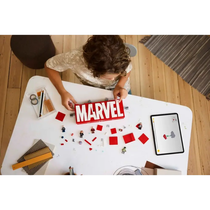 LEGO Super Heroes Marvel MARVEL Logo- 76313