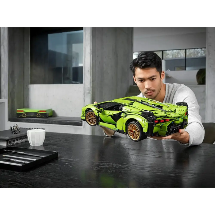 LEGO TECHNIC 42115 LAMBORGHINI SIÁN FKP 37