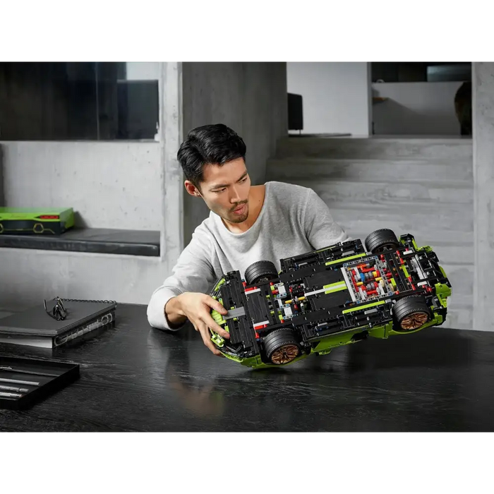 LEGO TECHNIC 42115 LAMBORGHINI SIÁN FKP 37