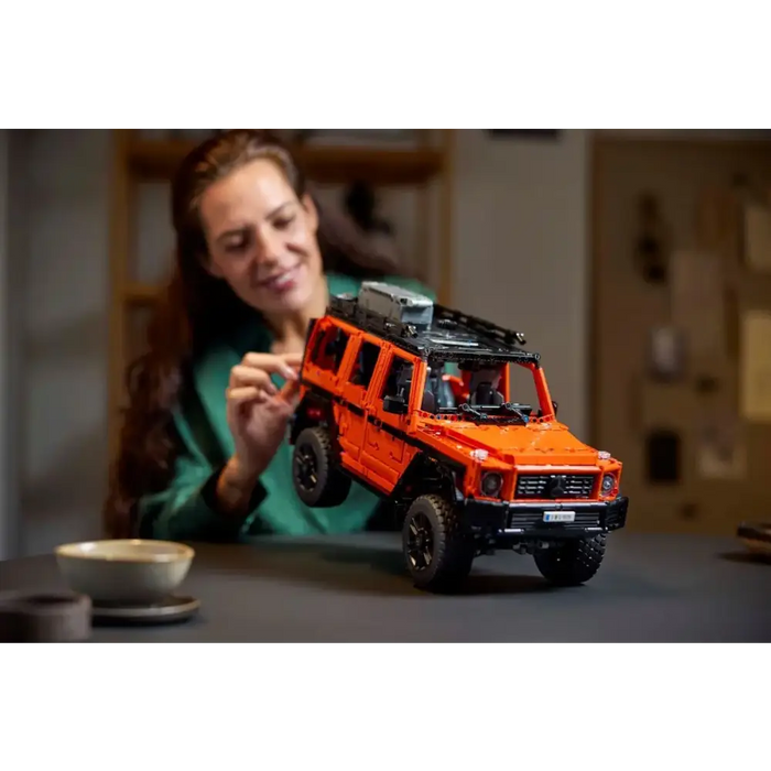 LEGO TECHNIC 42177 Професионална линия Mercedes-Benz G 500