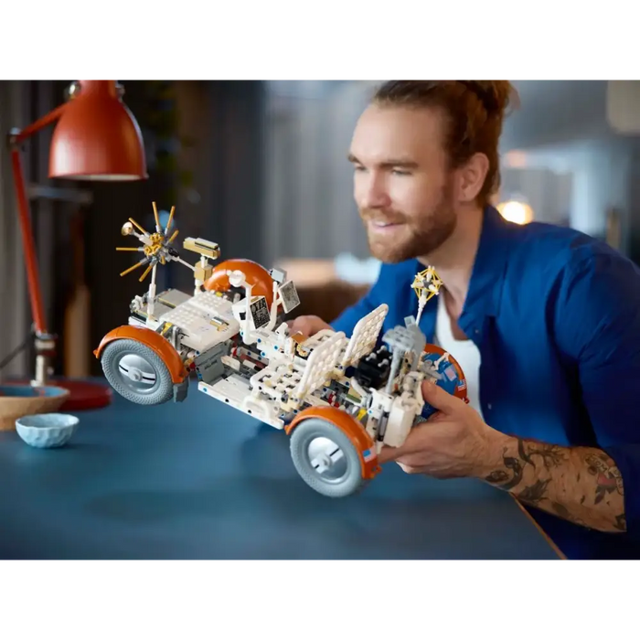 LEGO TECHNIC 42182 NASA Apollo Lunar Roving Vehicle - LRV