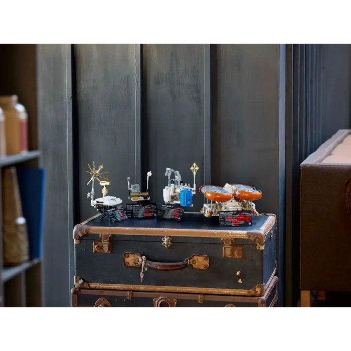 LEGO TECHNIC 42182 NASA Apollo Lunar Roving Vehicle - LRV