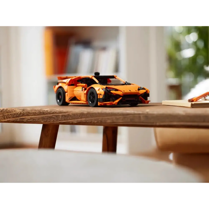 LEGO TECHNIC 42196 Lamborghini Huracán Tecnica Orange