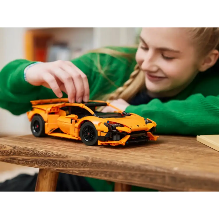 LEGO TECHNIC 42196 Lamborghini Huracán Tecnica Orange