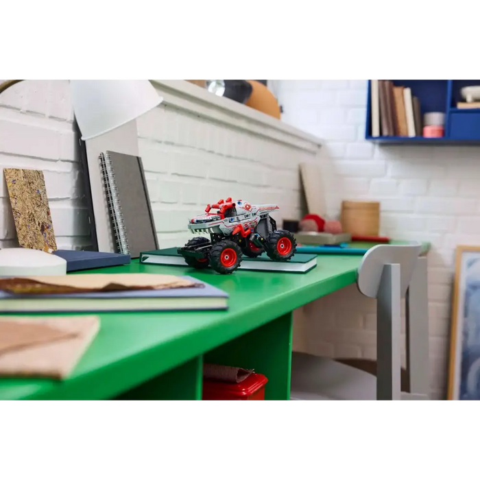 LEGO TECHNIC 42200 Monster Jam™ ThunderROARus™ с издърпващо