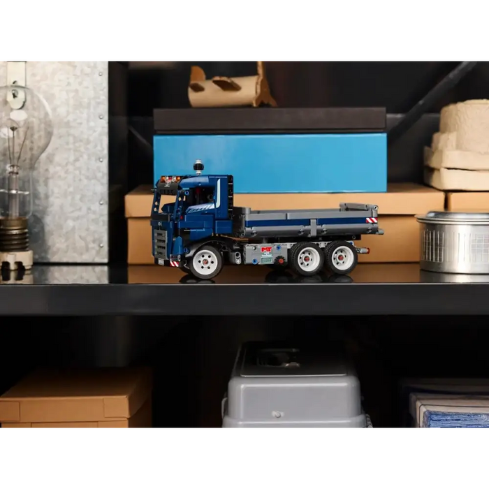 LEGO TECHNIC 42203 Самосвал
