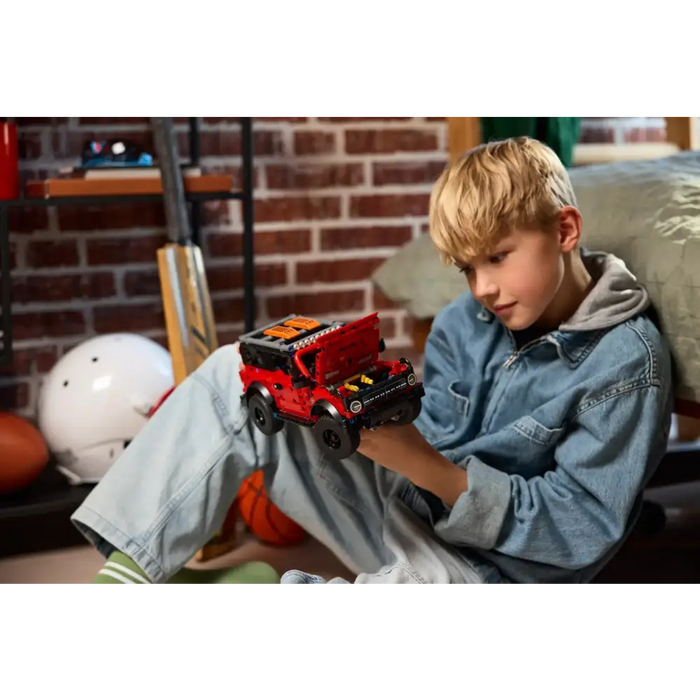 LEGO TECHNIC 42213 SUV Ford Bronco