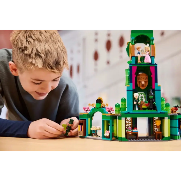 LEGO WICKED 75684 Welcome to Emerald City
