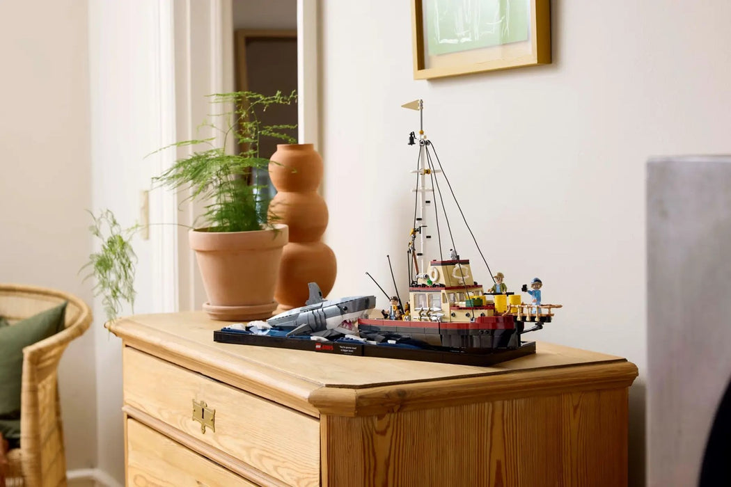 LEGO IDEAS 21350 Челюсти