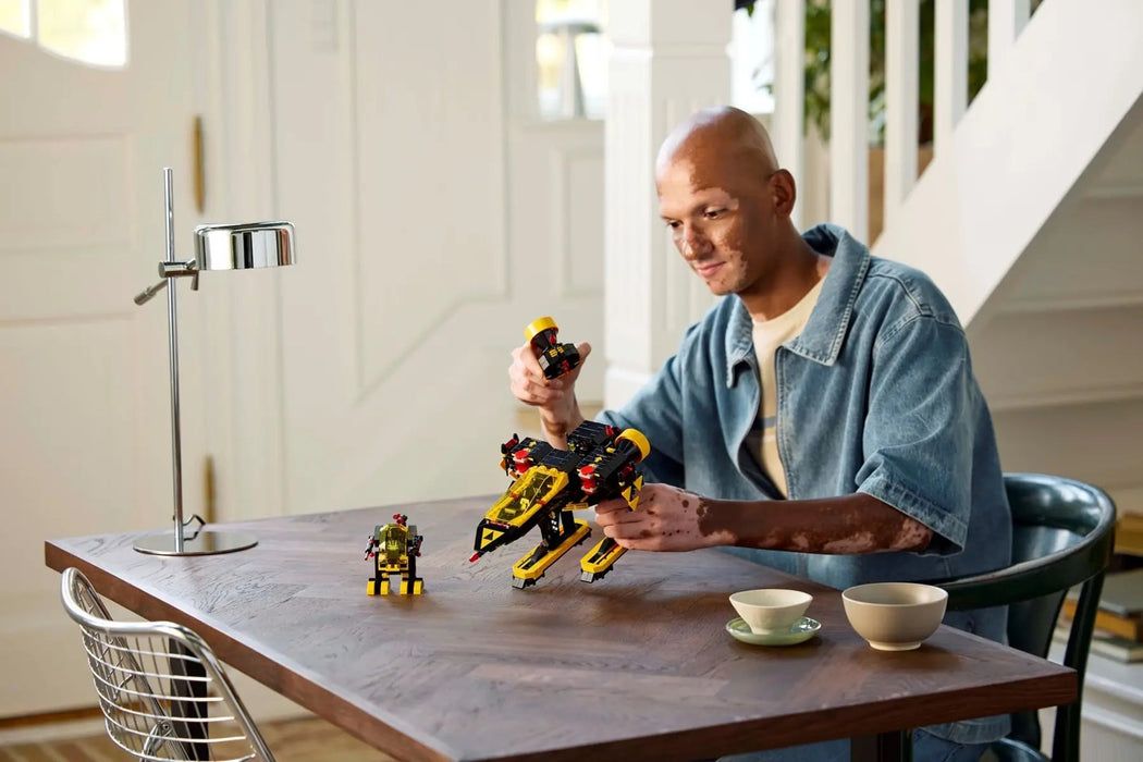 LEGO ICONS 10355 Ренегат на Блектрон