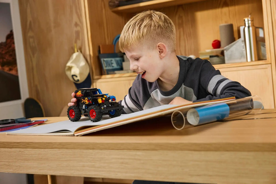 LEGO TECHNIC 42219 Monster Jam - Огън и лед - Grave Digger