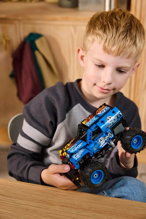 LEGO TECHNIC 42219 Monster Jam - Огън и лед - Grave Digger