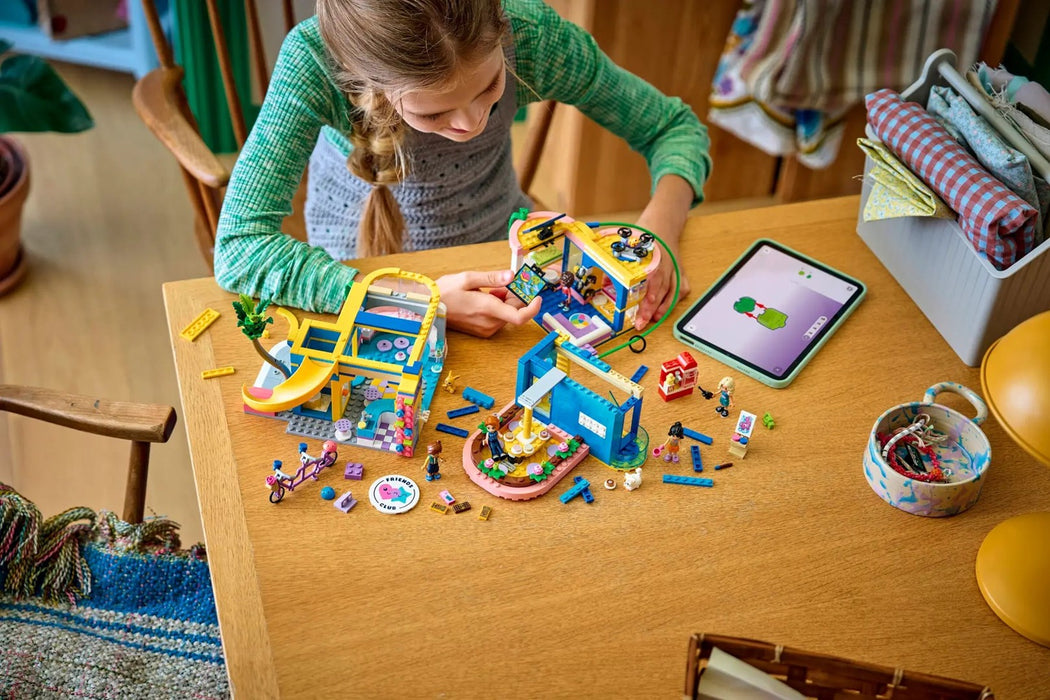 LEGO FRIENDS 42689 Клубна къща на приятелите от Хартлейк Сити