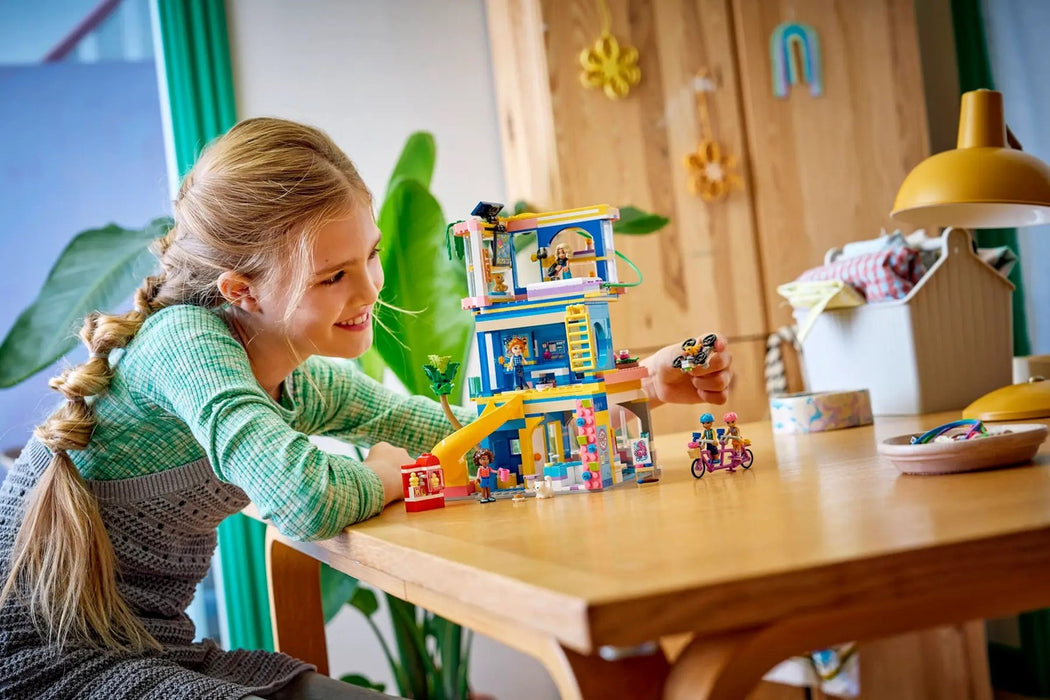 LEGO FRIENDS 42689 Клубна къща на приятелите от Хартлейк Сити
