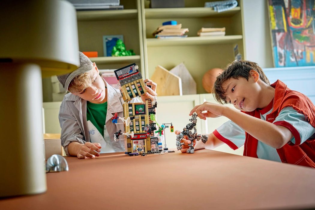 LEGO MARVEL 76342 Спайдърмен срещу Мистерио: Ежедневната тръба