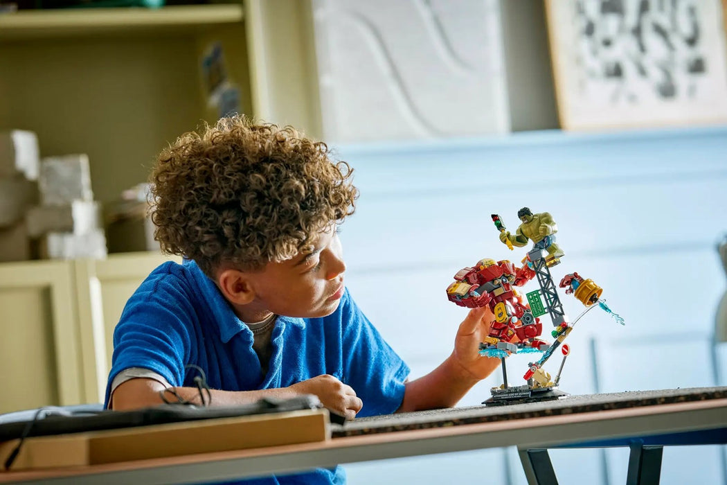 LEGO MARVEL 76343 Епична битка: Хълкбъстър срещу Хълк