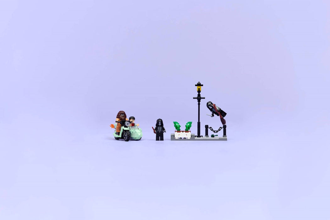 LEGO HARRY POTTER 76459 Бягството на Хагрид и Хари от Привет Драйв