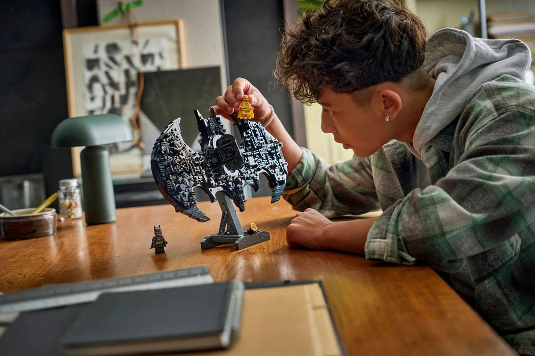 LEGO BATMAN 76330 Логото на Батман