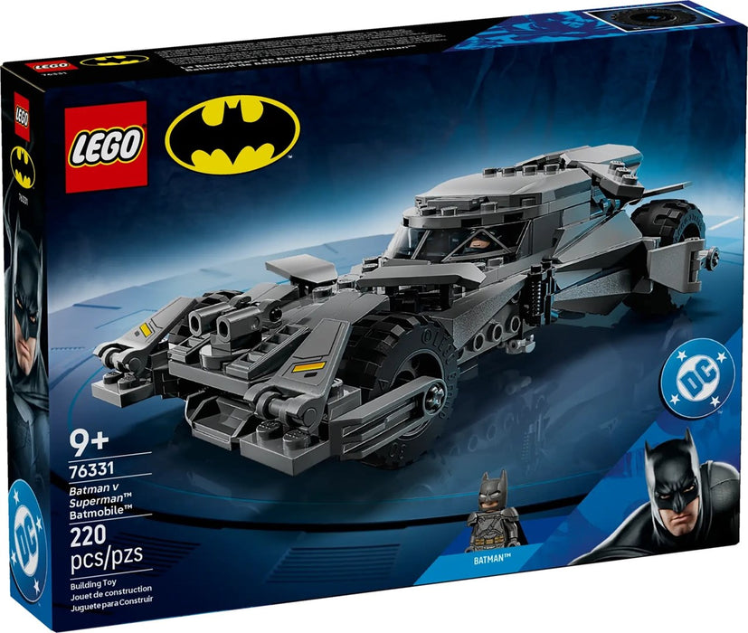 LEGO BATMAN 76331 Батман срещу Супермен Батмобил