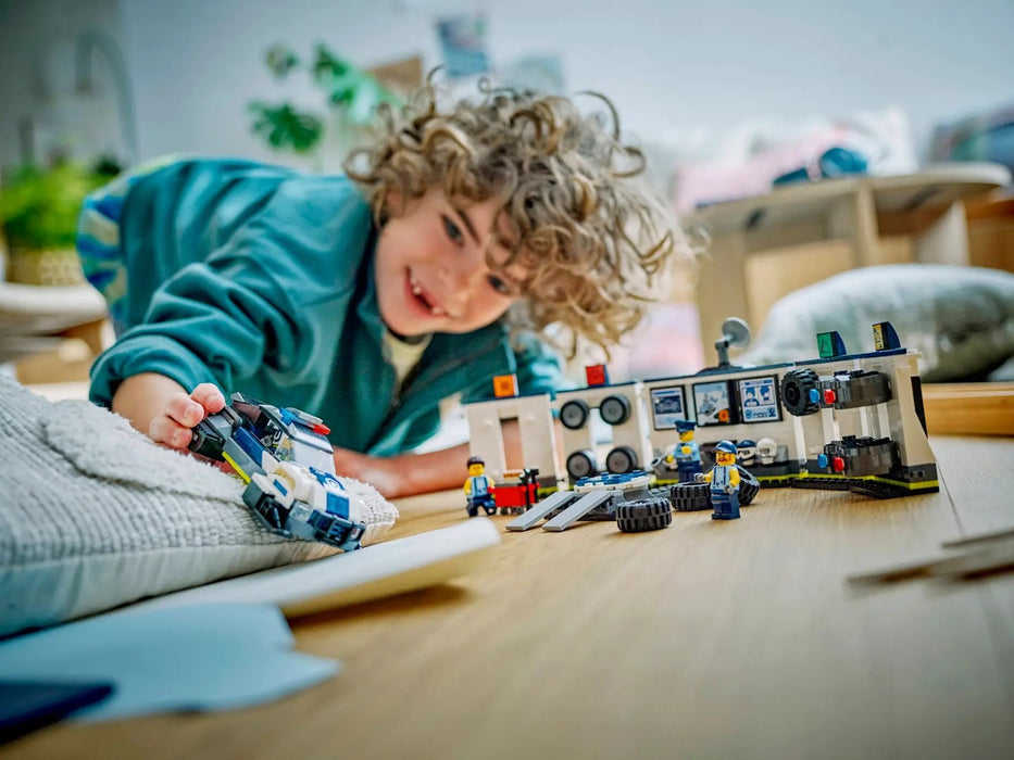 LEGO CITY 60457 Поръчков гараж за полицейски коли