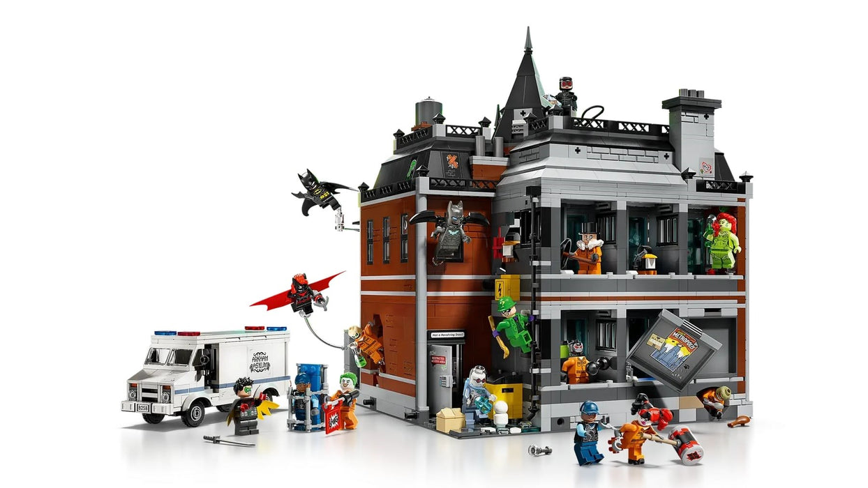 LEGO BATMAN 76300 Убежище Аркъм