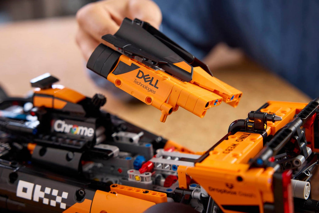 LEGO TECHNIC 42228 McLaren MCL39 F1 кола