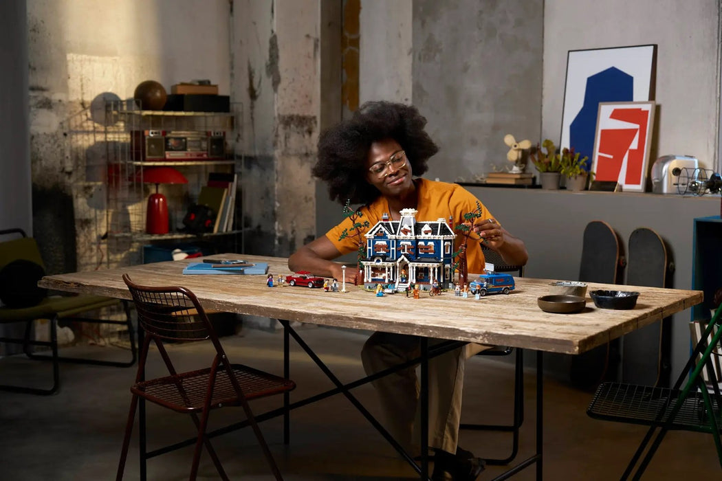 LEGO ICONS 11370 Stranger Things: Къщата на Крийл