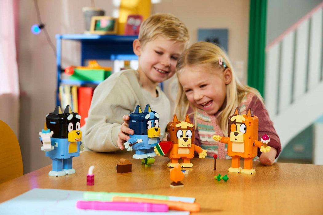 LEGO BLUEY 11217 Семейство Блуи, сглобено от тухлички
