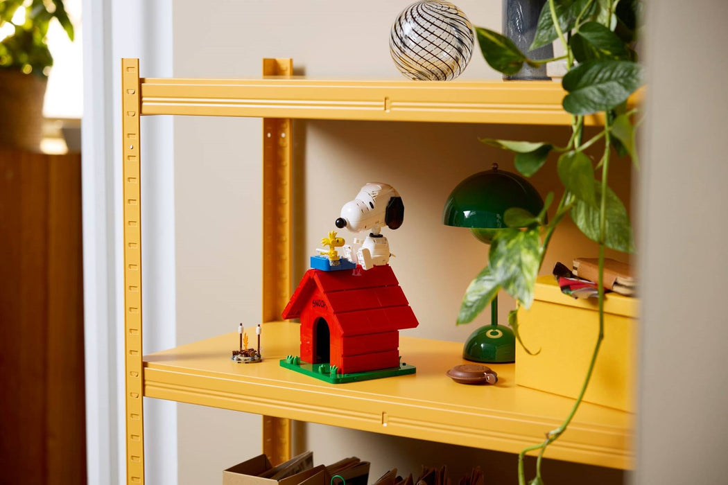 LEGO IDEAS 21368 Фъстъци: Кучешката къщичка на Снупи