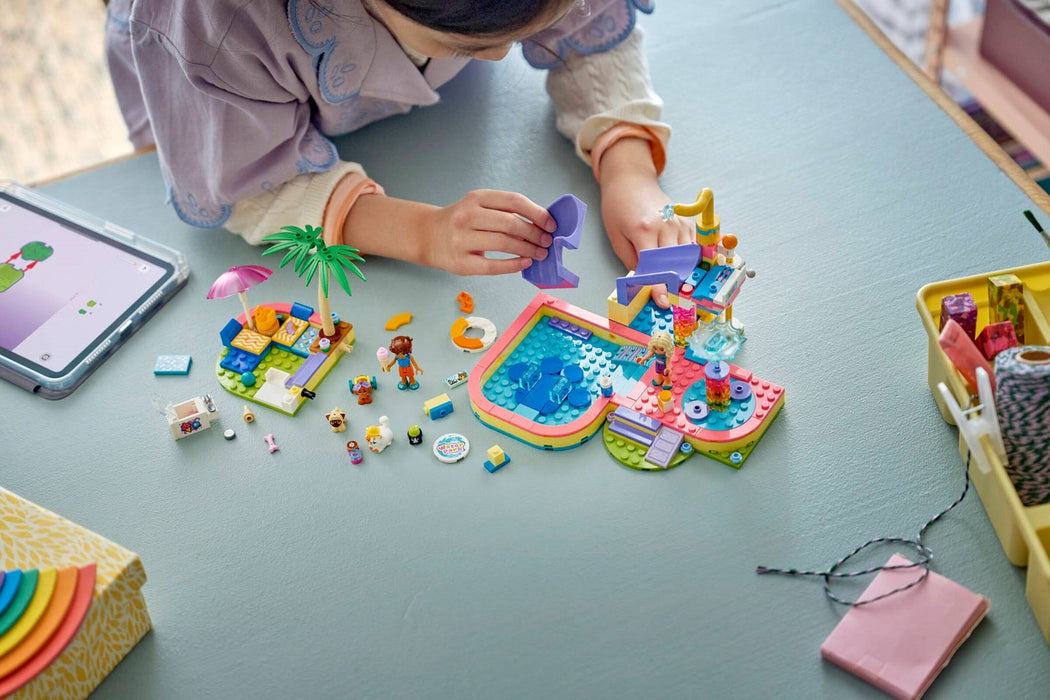 LEGO FRIENDS 42676 Забавен ден във водния парк
